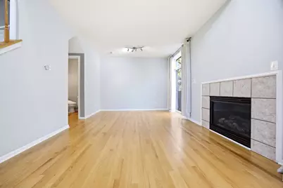 1330 Lunt Court, Schaumburg, IL 60193 - Photo 8