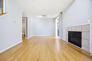 1330 Lunt Ct, Schaumburg, IL 60193 - Photo 8