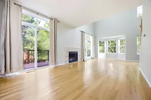 1330 Lunt Ct, Schaumburg, IL 60193 - Photo 6