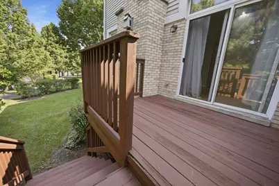 1330 Lunt Court, Schaumburg, IL 60193 - Photo 32