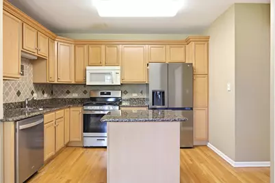 1330 Lunt Court, Schaumburg, IL 60193 - Photo 10