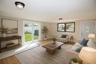 5950 W 87th Pl, Oak Lawn, IL 60453 - Photo 4
