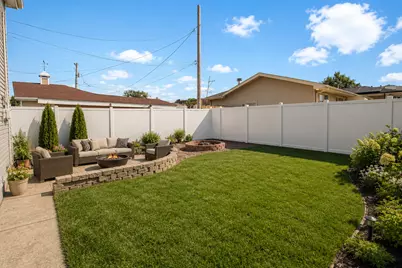 5950 W 87th Place, Oak Lawn, IL 60453 - Photo 26