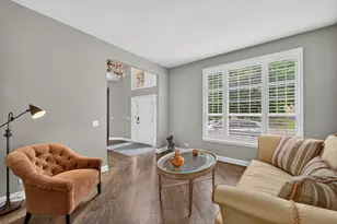 1113 Ashley Ln, Inverness, IL 60010 - Photo 6