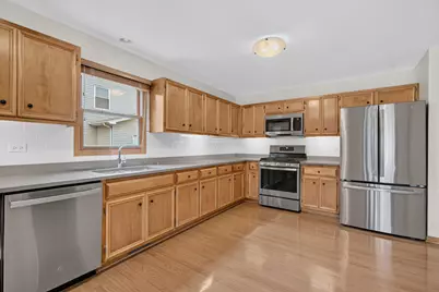 304 Thames Drive, Shorewood, IL 60404 - Photo 18