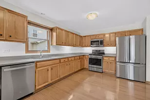 304 Thames Dr, Shorewood, IL 60404 - Photo 18