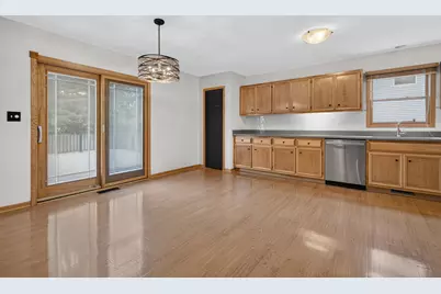 304 Thames Drive, Shorewood, IL 60404 - Photo 14