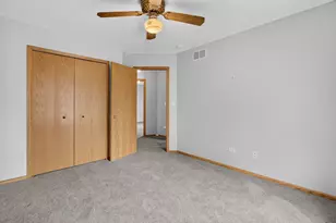 304 Thames Dr, Shorewood, IL 60404 - Photo 38