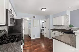 343 Capitol Dr, Sugar Grove, IL 60554 - Photo 2