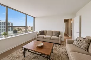 5201 S Cornell St, Chicago, IL 60615 - Photo 10