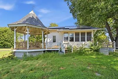 202 E Liberty Street, Joy, IL 61260 - Photo 2