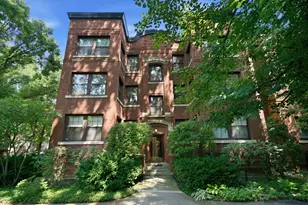 1133 Maple Ave, Evanston, IL 60202 - Photo 1