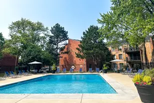 4200 W Lake Ave, Glenview, IL 60026 - Photo 8