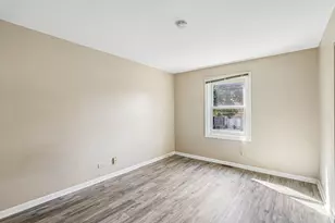 1760 Bristol Walk Walk, Hoffman Estates, IL 60169 - Photo 10