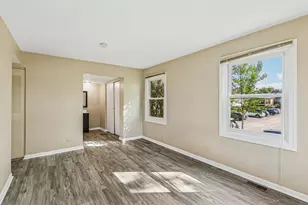1760 Bristol Walk Walk, Hoffman Estates, IL 60169 - Photo 16