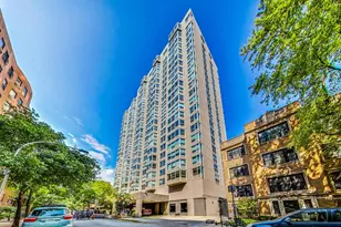 720 W Gordon Terrace, Chicago, IL 60613 - Photo 1