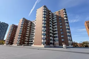 7337 S South Shore Dr, Chicago, IL 60649 - Photo 8
