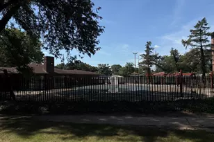14647 Greenwood Rd, Dolton, IL 60419 - Photo 10