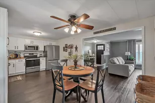 19310 Acker Rd, Fulton, IL 61252 - Photo 14