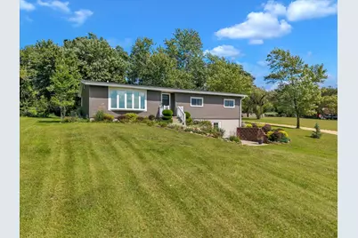 19310 Acker Road, Fulton, IL 61252 - Photo 2