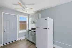 12300 S Elizabeth St, Calumet Park, IL 60827 - Photo 6