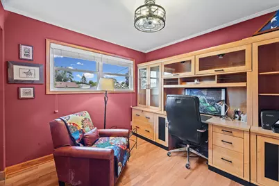 545 Newark Lane, Hoffman Estates, IL 60169 - Photo 12