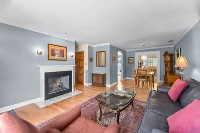 545 Newark Lane, Hoffman Estates, IL 60169 - Photo 4