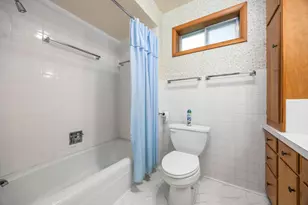 605 S Sycamore St, Centralia, IL 62801 - Photo 26