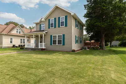 109 E Morrell Street, Streator, IL 61364 - Photo 2