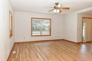 109 E Morrell St, Streator, IL 61364 - Photo 12