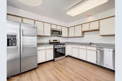 883 Ann Arbor Lane, Vernon Hills, IL 60061 - Photo 12
