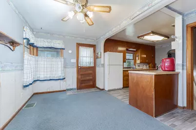 815 W Water Street, Pontiac, IL 61764 - Photo 18