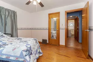 815 W Water St, Pontiac, IL 61764 - Photo 26