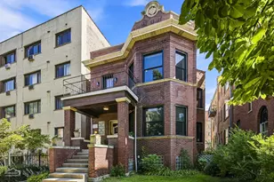 5829 N Kenmore Ave, Chicago, IL 60660 - Photo 1