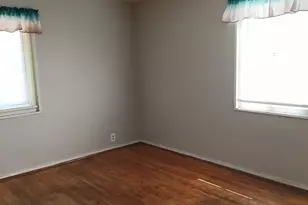 13 Hemlock St, Park Forest, IL 60466 - Photo 12