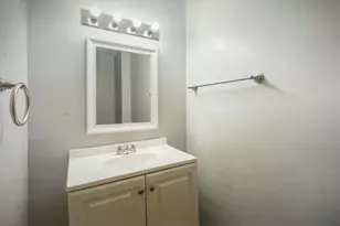 7544 S Yates Blvd, Chicago, IL 60649 - Photo 8
