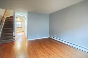 7544 S Yates Blvd, Chicago, IL 60649 - Photo 2