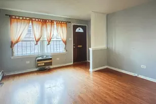 7544 S Yates Blvd, Chicago, IL 60649 - Photo 4
