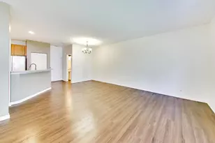 131 Springbrook Trail S, Oswego, IL 60543 - Photo 6