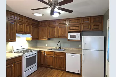 709 Parkside Circle, Streamwood, IL 60107 - Photo 4