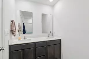 352 Summit Cir, Lombard, IL 60148 - Photo 22