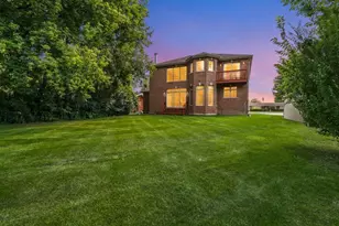136 Oakwood Ave, Des Plaines, IL 60016 - Photo 32
