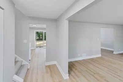 28W555 Leverenz Road, Naperville, IL 60564 - Photo 8