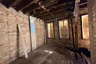 10506 S Maryland Ave, Chicago, IL 60628 - Photo 6