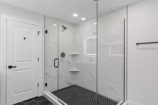 437 Highland Ave, West Chicago, IL 60185 - Photo 22