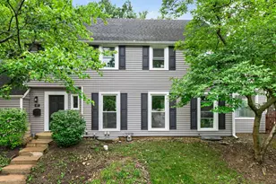 437 Highland Ave, West Chicago, IL 60185 - Photo 2