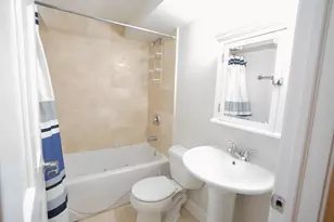3057 W Grace St, Chicago, IL 60618 - Photo 6