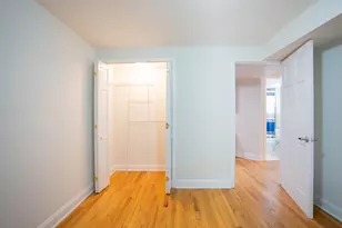 3057 W Grace St, Chicago, IL 60618 - Photo 10