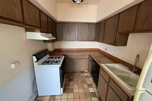 1205 W Sherwin Ave, Chicago, IL 60626 - Photo 4