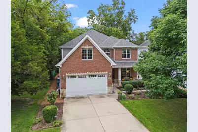 133 N Clinton Avenue, Elmhurst, IL 60126 - Photo 2